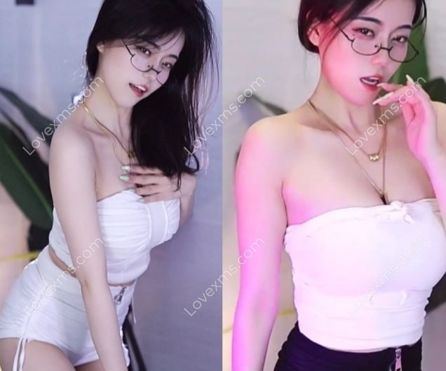 斗鱼Nice丶奶思丶 御姐眼镜骚热舞精选合集[48V-5.83G]