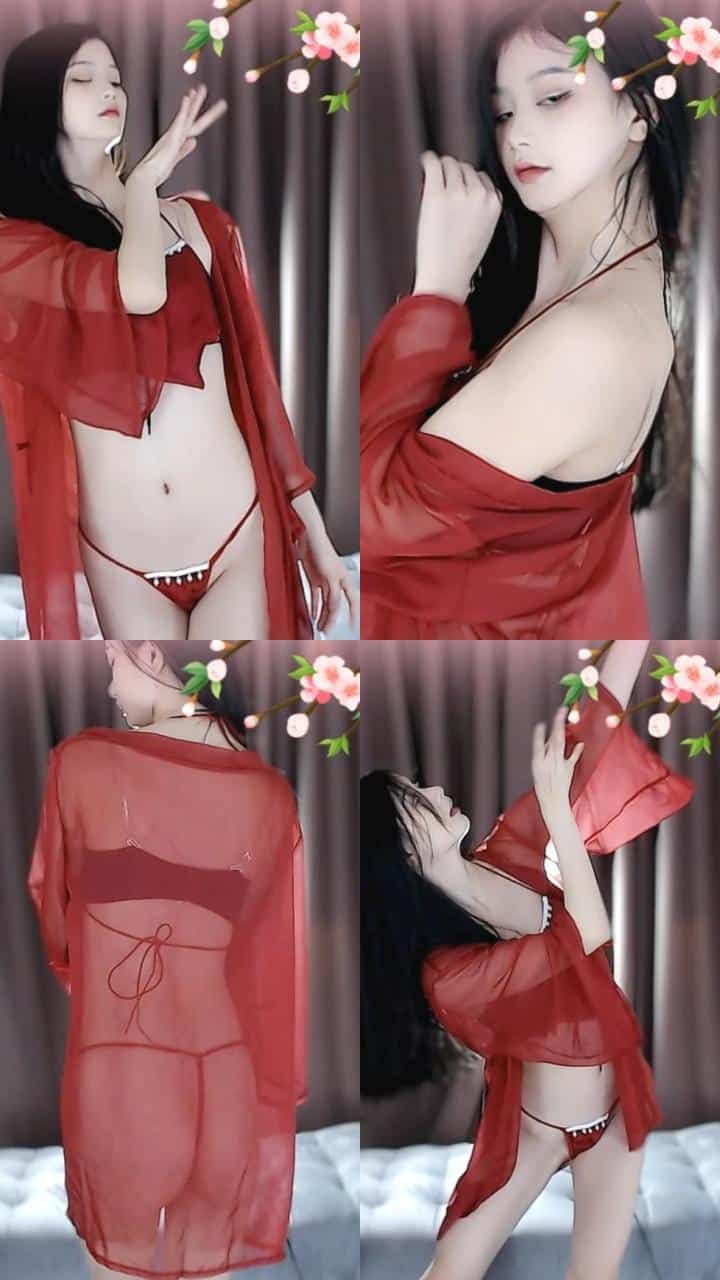 【网易CC主播】耶耶 土豪定制古风丁字内内热舞视频[320M-4分钟]插图